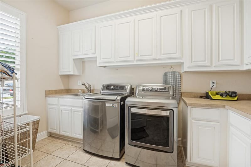 10918 Beauty Lane, Dallas TX 75229 - Photo 24