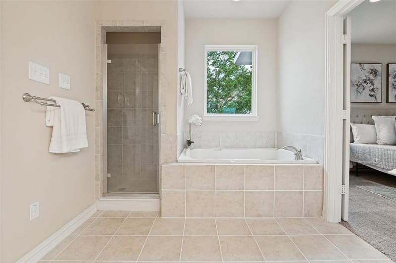 10918 Beauty Lane, Dallas TX 75229 - Photo 14