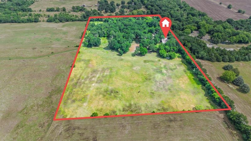 7478 County Road 1020, Wolfe City TX 75496 - Photo 27