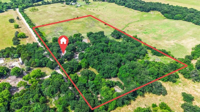 7478 County Road 1020, Wolfe City TX 75496 - Photo 26