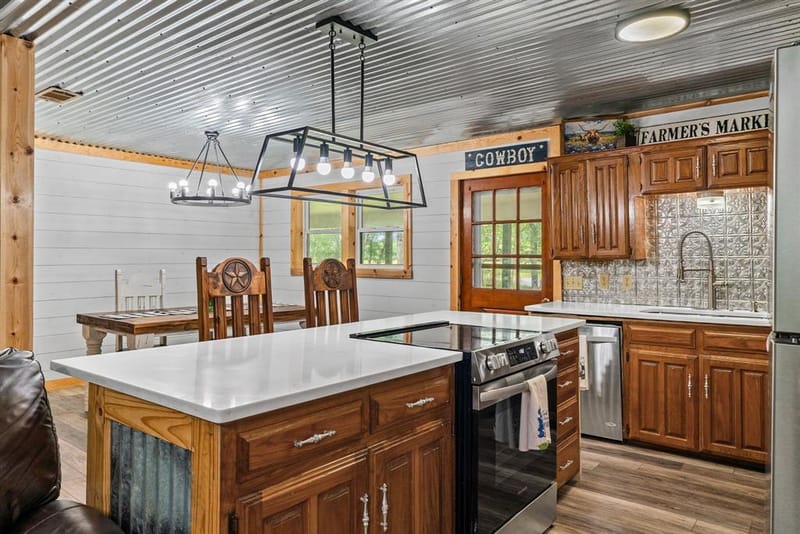 7478 County Road 1020, Wolfe City TX 75496 - Photo 8