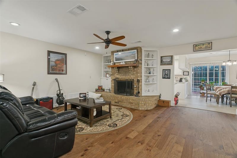 2400 S Bonnie Brae Street, Denton TX 76207 - Photo 6