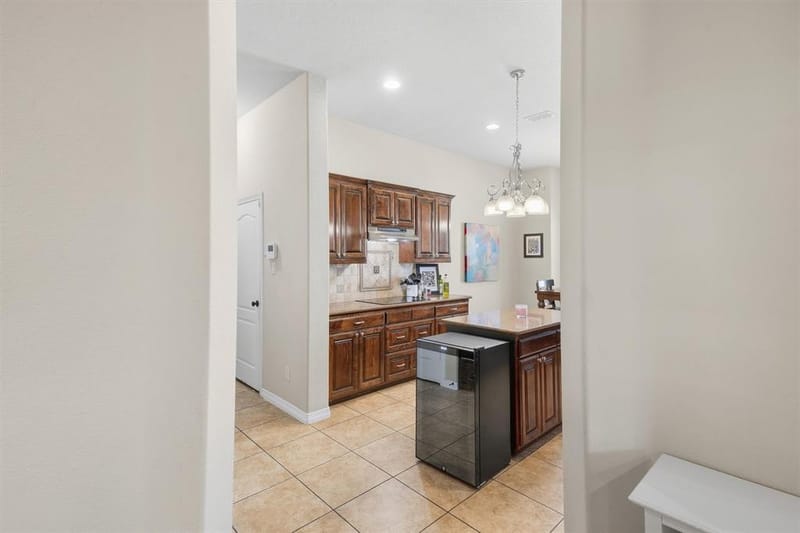 516 Magnolia Parkway, Benbrook TX 76126 - Photo 7