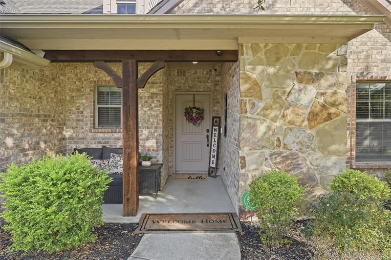 516 Magnolia Parkway, Benbrook TX 76126 - Photo 3