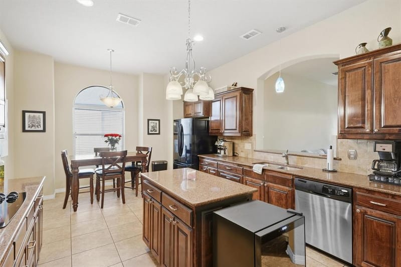 516 Magnolia Parkway, Benbrook TX 76126 - Photo 10