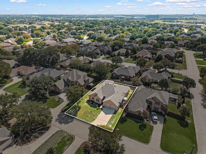 329 Village Trail, Trophy Club TX 76262 - Photo 4