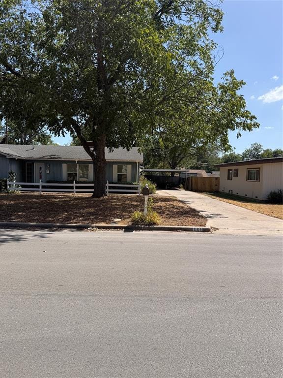 1101 W Chambers Street, Cleburne TX 76033 - Photo 15