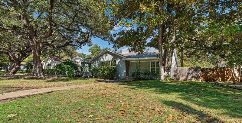 3909 Austin Avenue, Waco TX 76710 - Photo 2