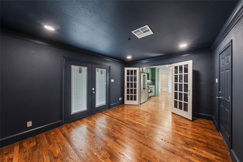 3909 Austin Avenue, Waco TX 76710 - Photo 13