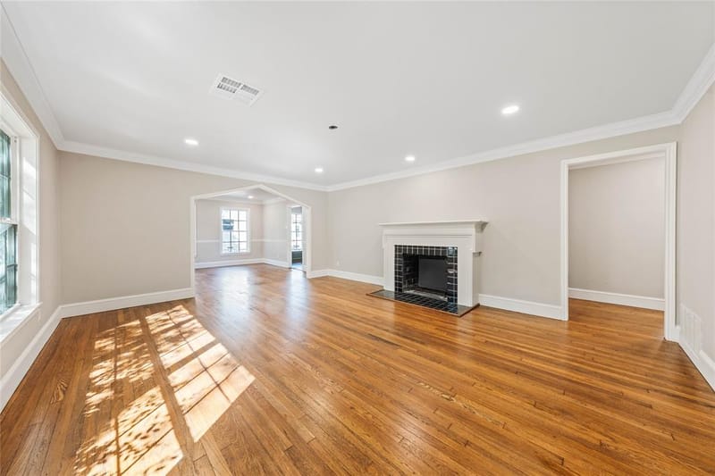 3909 Austin Avenue, Waco TX 76710 - Photo 5