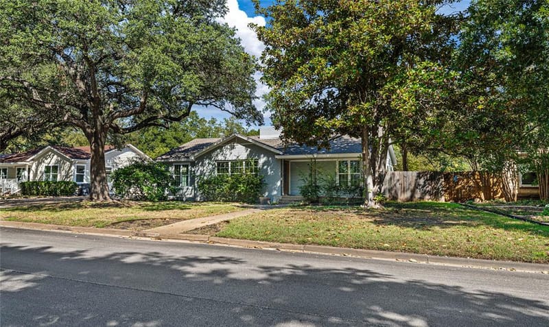 3909 Austin Avenue, Waco TX 76710 - Photo 40