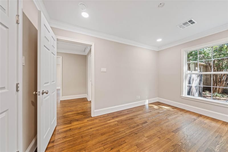 3909 Austin Avenue, Waco TX 76710 - Photo 31