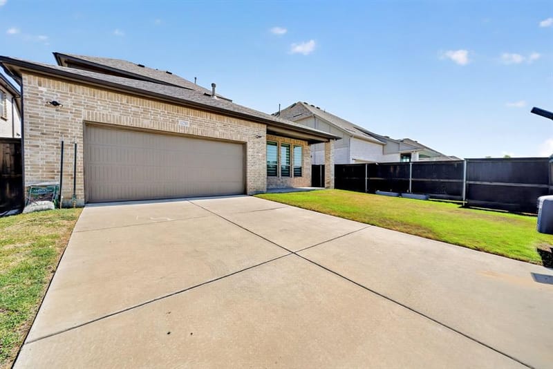 12789 Royal Oaks Lane, Farmers Branch TX 75234 - Photo 36