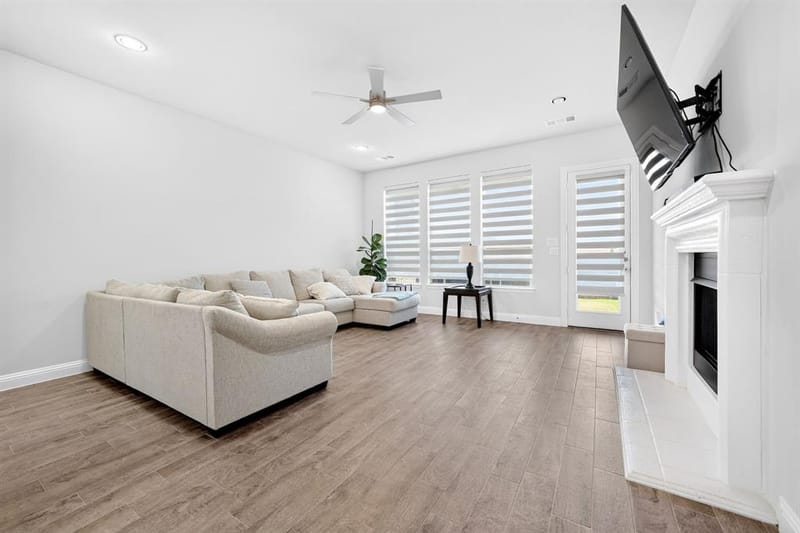 12789 Royal Oaks Lane, Farmers Branch TX 75234 - Photo 18