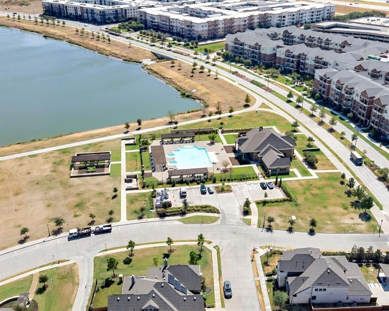 12789 Royal Oaks Lane, Farmers Branch TX 75234 - Photo 39