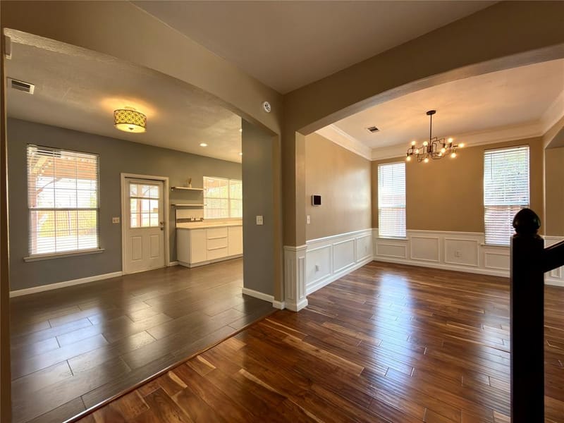 10912 Reisling Drive, Frisco TX 75035 - Photo 9