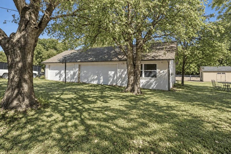 8912 S Hickory Road, Krum TX 76249 - Photo 26