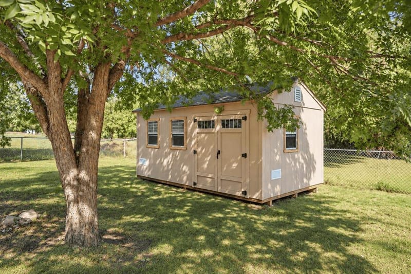 8912 S Hickory Road, Krum TX 76249 - Photo 32