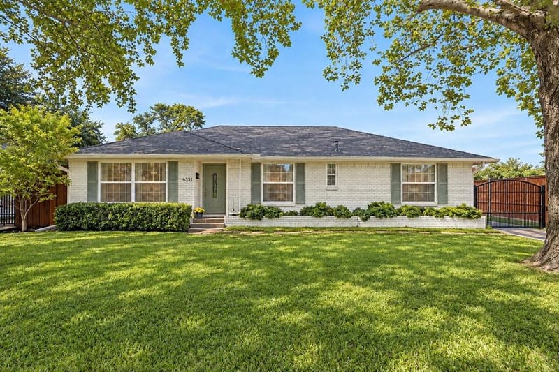 6351 Town Hill Lane, Dallas TX 75214 - Photo 3