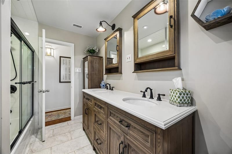 6351 Town Hill Lane, Dallas TX 75214 - Photo 20