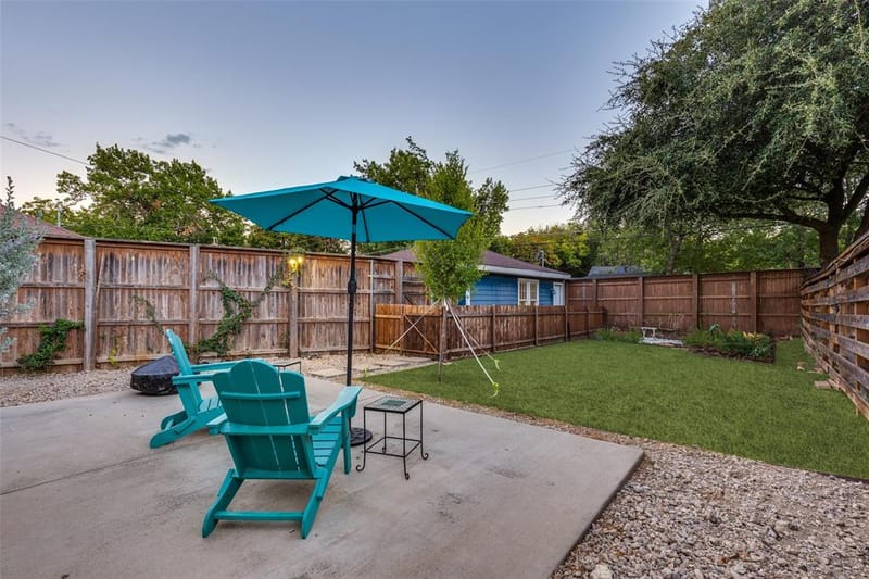 2732 Ivandell Avenue, Dallas TX 75211 - Photo 20