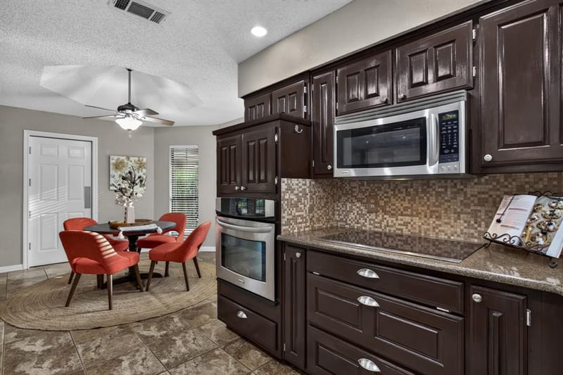 624 Arbor Court, Highland Village TX 75077 - Photo 16