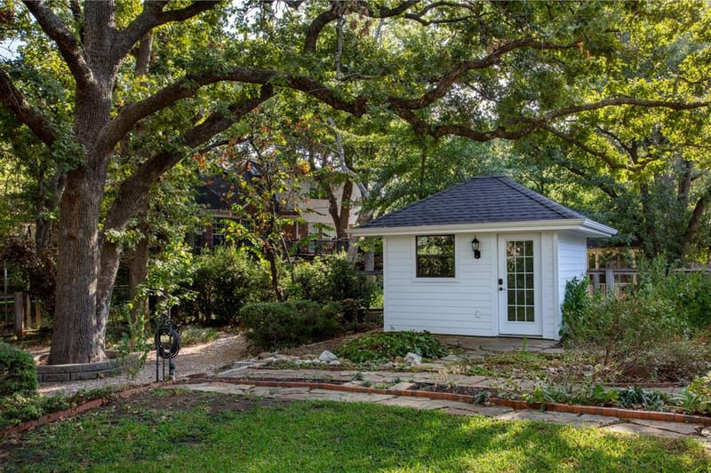 624 Arbor Court, Highland Village TX 75077 - Photo 30