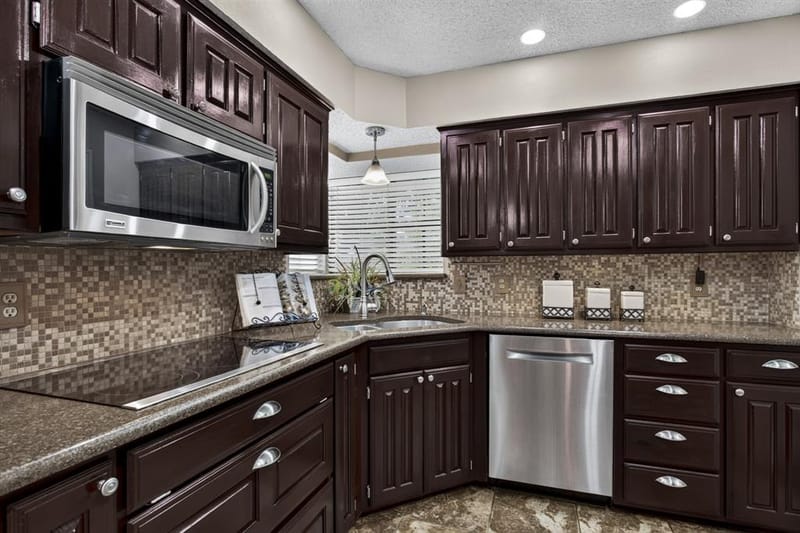 624 Arbor Court, Highland Village TX 75077 - Photo 18