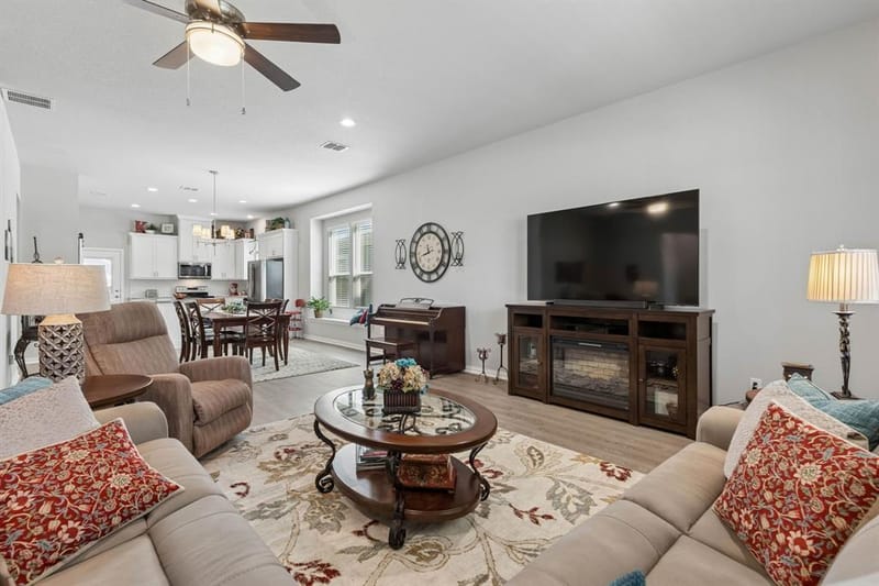208 W 6th Street, Justin TX 76247 - Photo 7