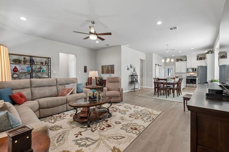 208 W 6th Street, Justin TX 76247 - Photo 9