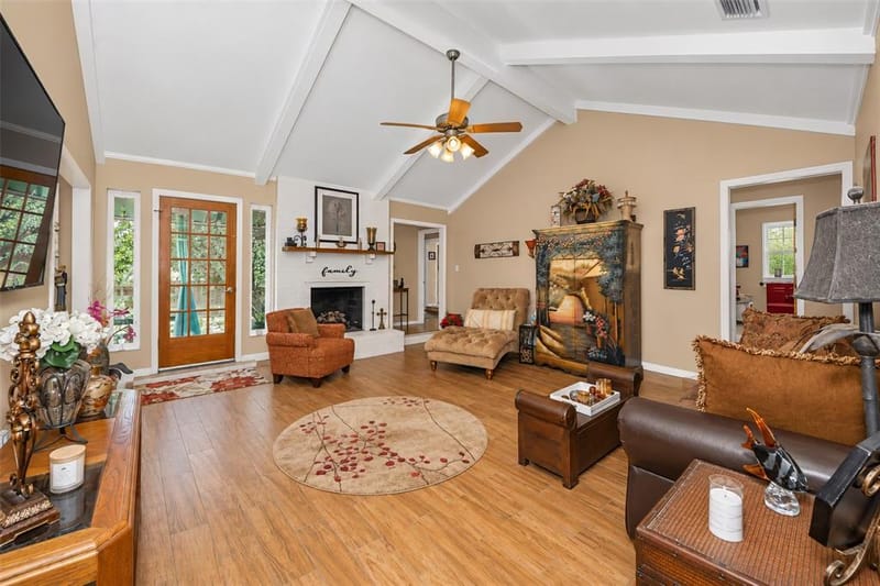 2125 Cambridge Drive, Hurst TX 76054 - Photo 16