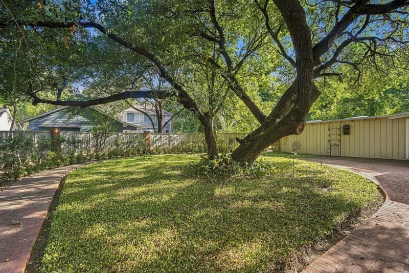 1107 E Walnut Street, Hillsboro TX 76645 - Photo 36