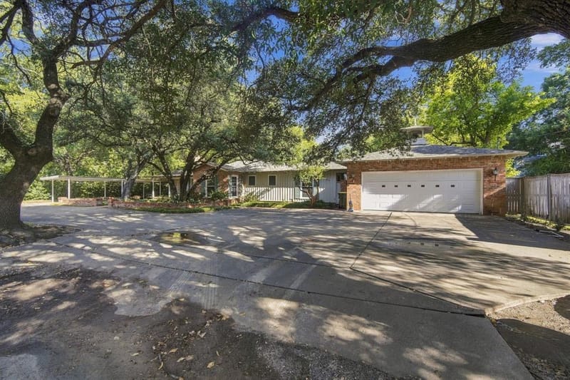 1107 E Walnut Street, Hillsboro TX 76645 - Photo 4