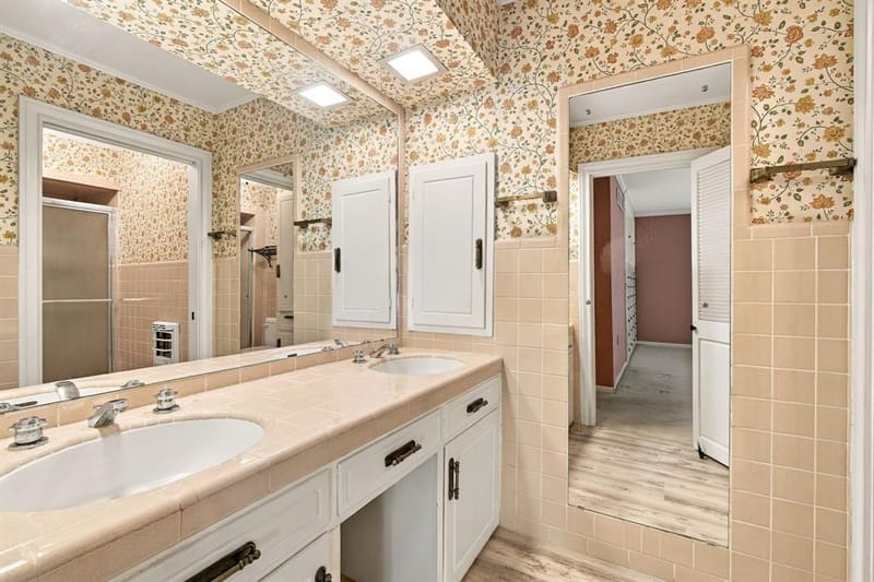 1107 E Walnut Street, Hillsboro TX 76645 - Photo 25
