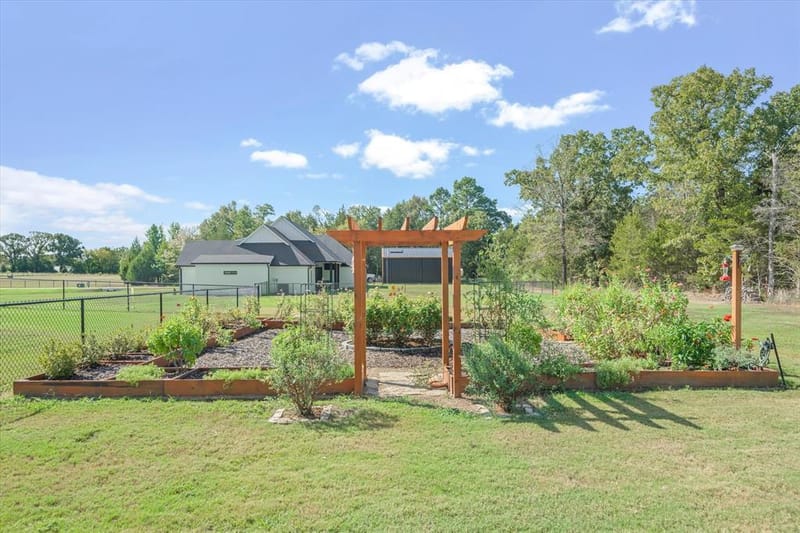 13925 CEDAR VISTA, Tyler TX 75704 - Photo 34