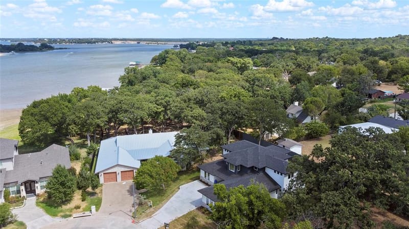 205 Familia Court, Azle TX 76020 - Photo 38