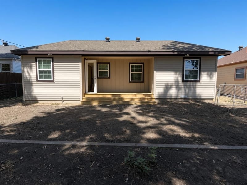 1205 Oak Street, Grand Prairie TX 75050 - Photo 16