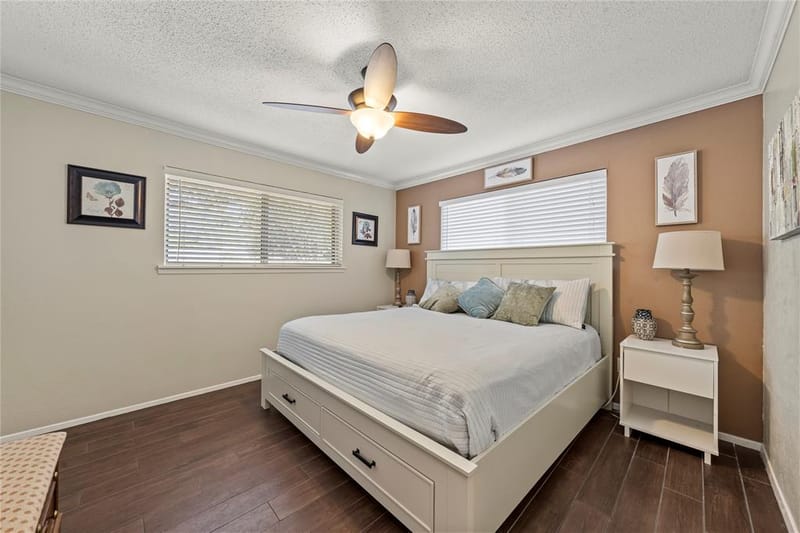 400 Cranbrook Drive, Woodway TX 76712 - Photo 12