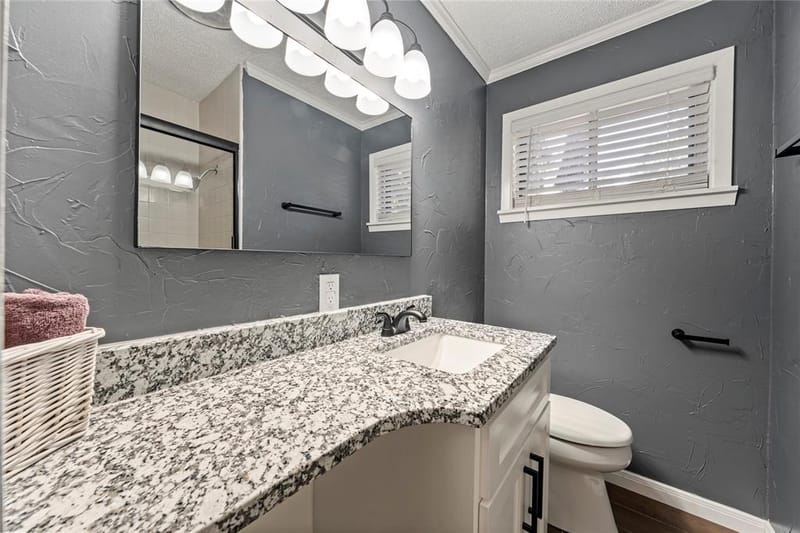 400 Cranbrook Drive, Woodway TX 76712 - Photo 14