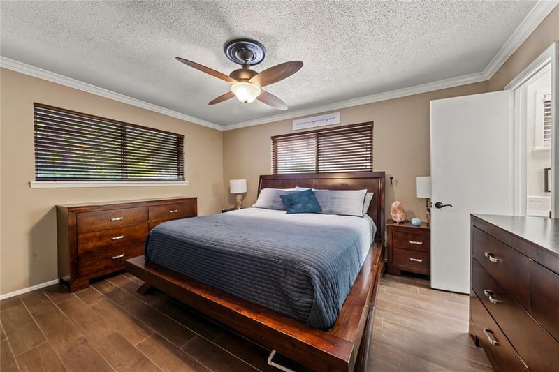 400 Cranbrook Drive, Woodway TX 76712 - Photo 15