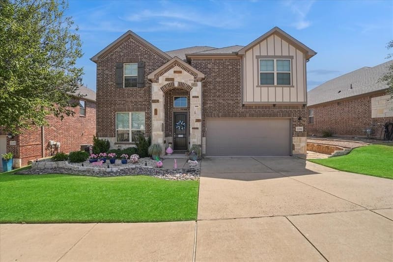 2206 Wellington Lane, Corinth TX 76210