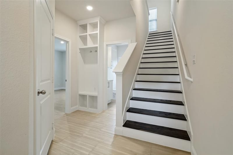 6430 Mason Court, Dallas TX 75227 - Photo 2