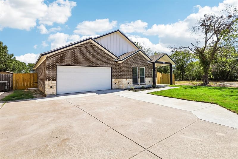 415 Thomas Street, Terrell TX 75160 - Photo 2