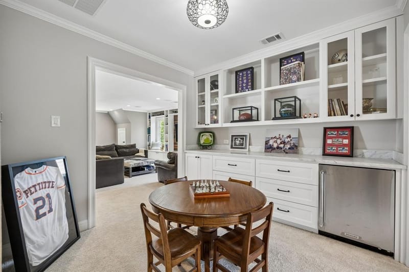 8319 Forest Hills Boulevard, Dallas TX 75218 - Photo 21