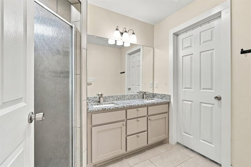 703 W Milam Street, Ennis TX 75119 - Photo 20