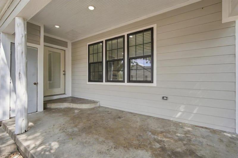 703 W Milam Street, Ennis TX 75119 - Photo 24