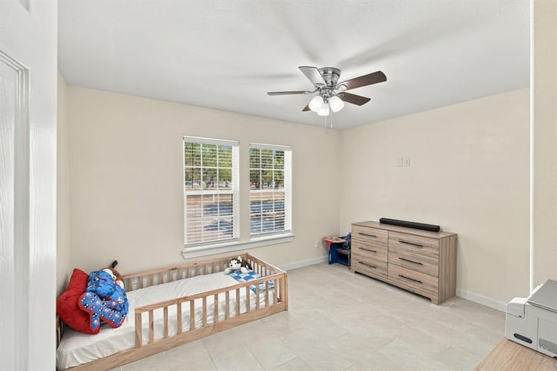 703 W Milam Street, Ennis TX 75119 - Photo 18