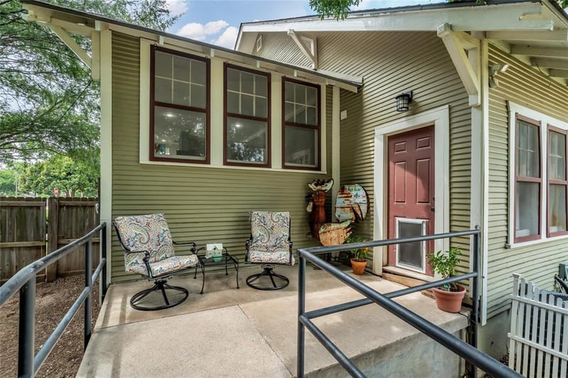 300 W College Street, Grapevine TX 76051 - Photo 35