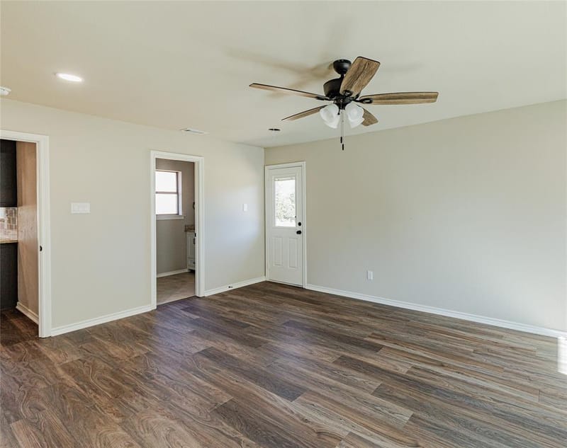 1376 County Road 4651, Rhome TX 76078 - Photo 16