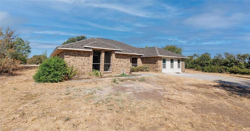 1376 County Road 4651, Rhome TX 76078 - Photo 32